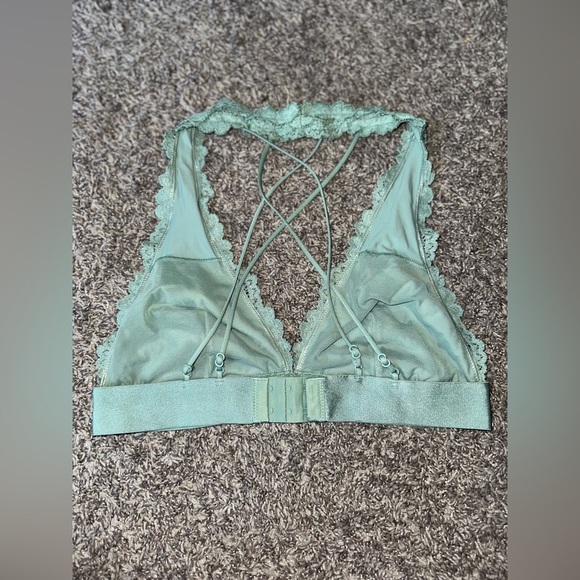 Victoria’s Secret PINK! Sage Green Lace Floral Halter Bralette Size Medium - Picture 6 of 9